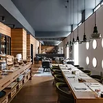 White 1921 Hotel 4*