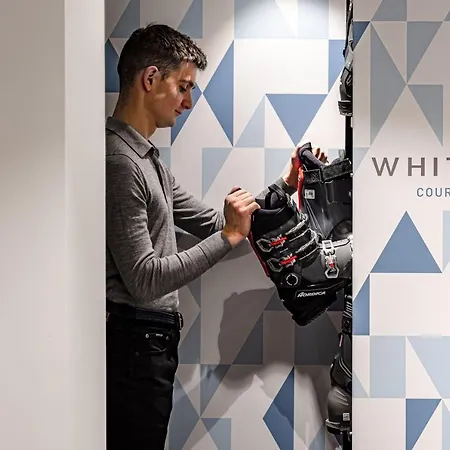 ホテル White 1921 クールシュヴェル