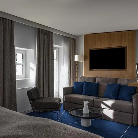 White 1921 ホテル クールシュヴェル