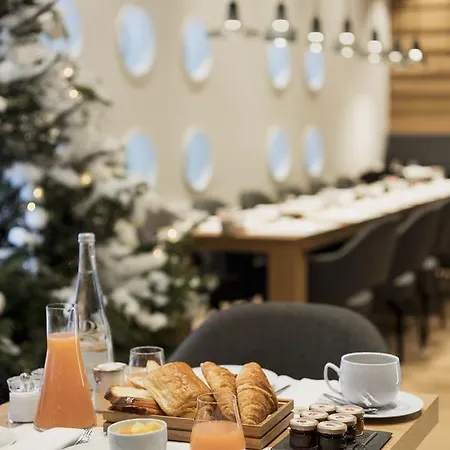 ホテル White 1921 クールシュヴェル