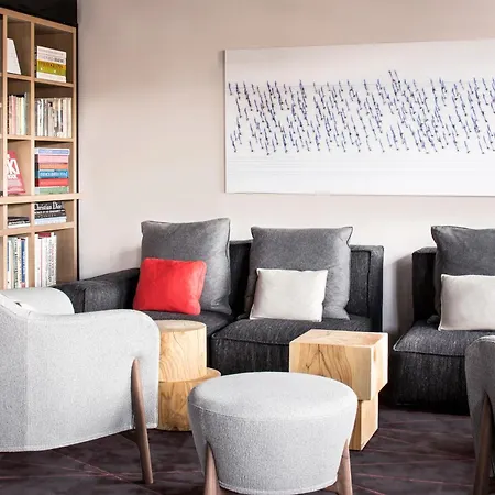 White 1921 ホテル クールシュヴェル